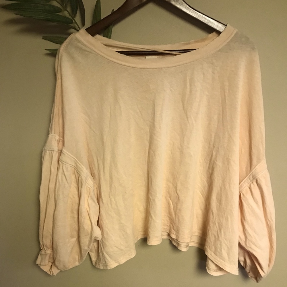 🌿 We The Free Loose Fitting  Top Size Small